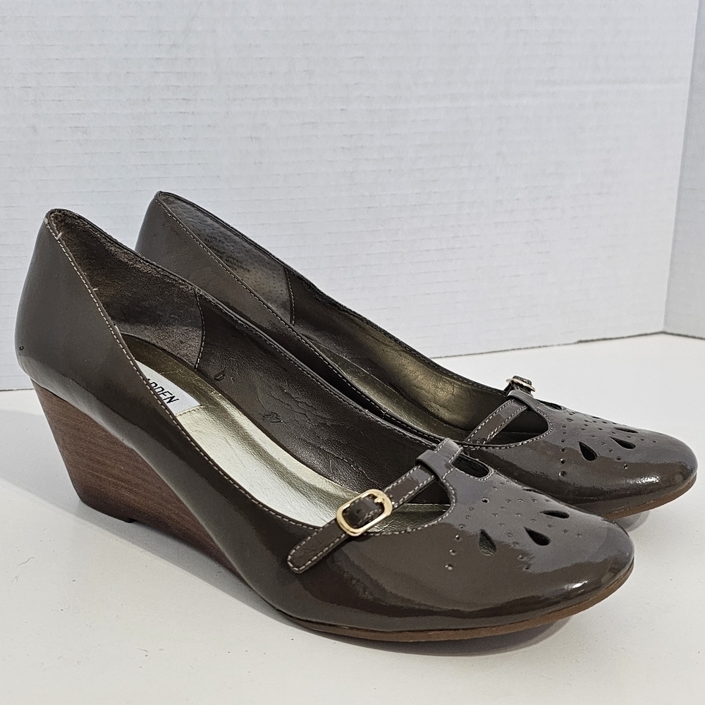 Steve Madden Brown Parlez Mary Jane Wedge Heels